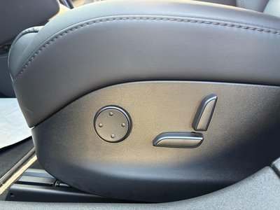 2020 Tesla MODEL S — миниатюра 30