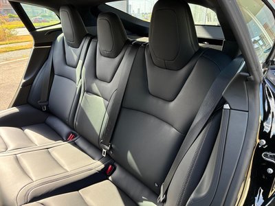 2020 Tesla MODEL S — миниатюра 28
