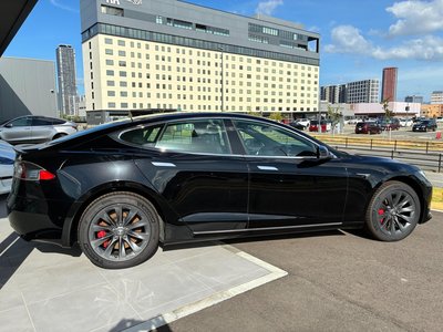 2020 Tesla MODEL S 照片 8