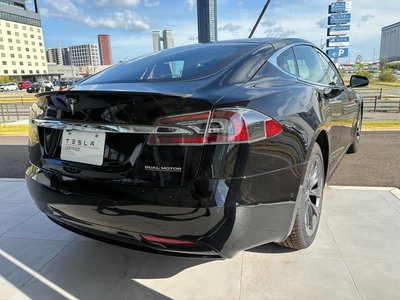 2020 Tesla MODEL S 照片 7