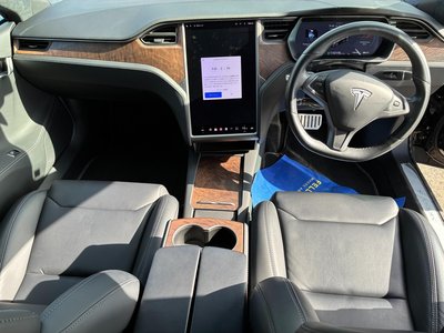 2020 Tesla MODEL S — миниатюра 19