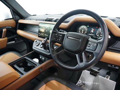 صورة 10 لـ 2024 LAND Rover DEFENDER