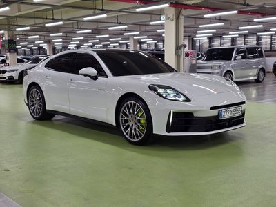 PORSCHE PANAMERA - 5