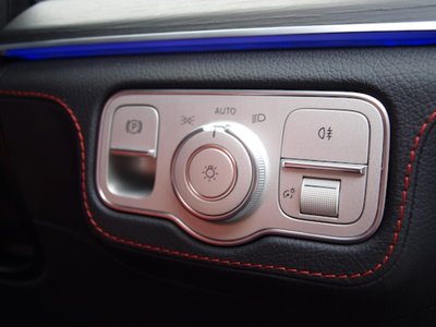 2025 Mercedes-BENZ GLE AMG 缩略图 20