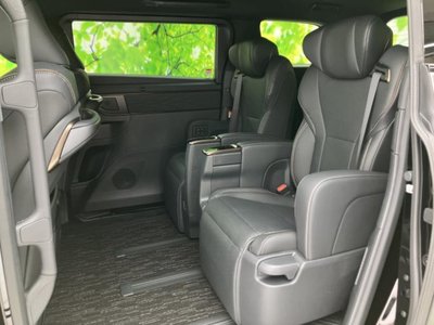 TOYOTA ALPHARD - 8