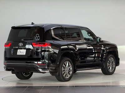 TOYOTA LAND CRUISER - 9