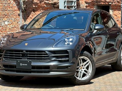 PORSCHE MACAN - 9