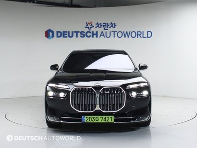 BMW 7 SERIES - 2
