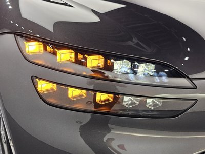 صورة 9 لـ 2022 Genesis GV60