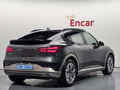 صورة 3 لـ 2022 Genesis GV60