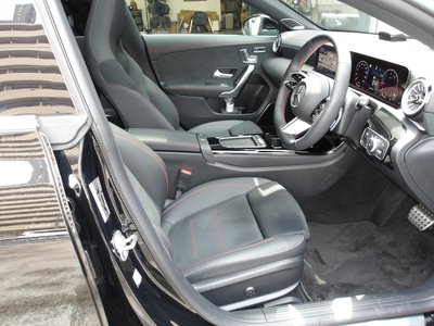 MERCEDES-BENZ CLA - 4