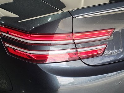 GENESIS G80 (RG3) - 10