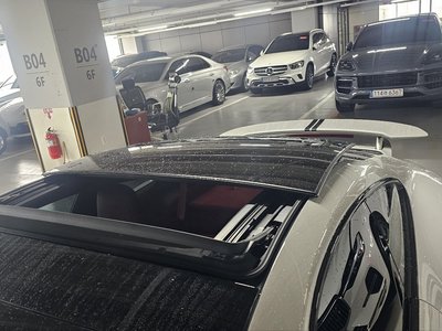 PORSCHE 911 - 8