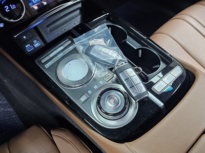 GENESIS G80 (RG3) - 9