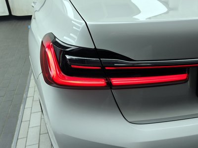 BMW 7 SERIES - 10