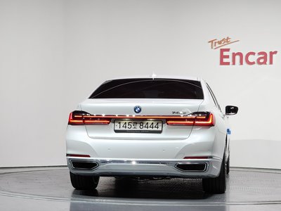 BMW 7 SERIES - 4