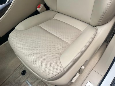 2023 Toyota LAND CRUISER 300 — миниатюра 35