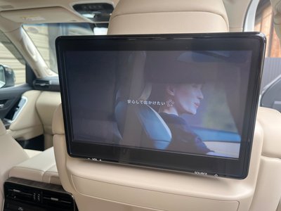 2023 Toyota LAND CRUISER 300 — миниатюра 28