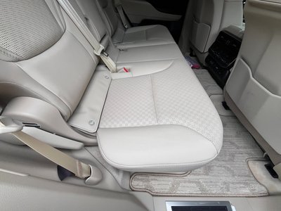 2023 Toyota LAND CRUISER 300 — миниатюра 24