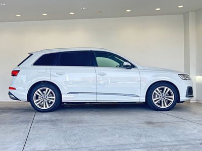 AUDI Q7 - 10