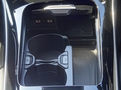 2026 Mercedes-BENZ C-CLASS 缩略图 23