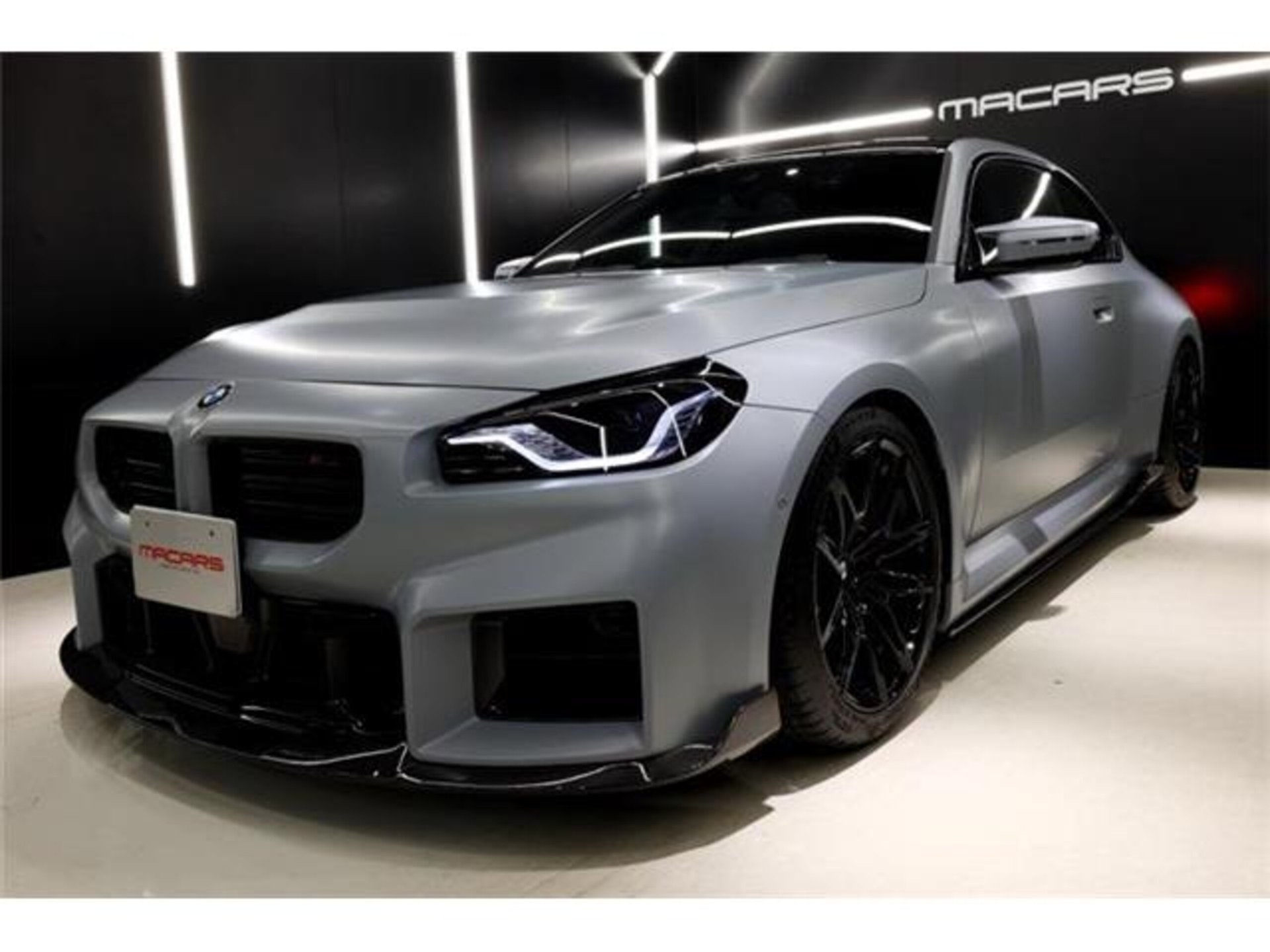 BMW M2 COUPE - View 1