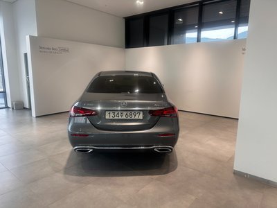 MERCEDES-BENZ E-CLASS - 4