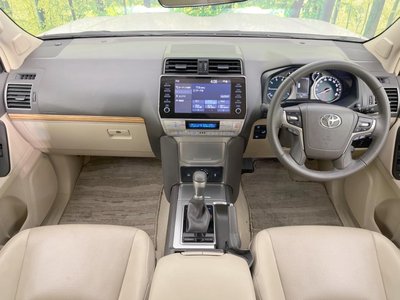 TOYOTA LAND CRUISER PRADO - 2