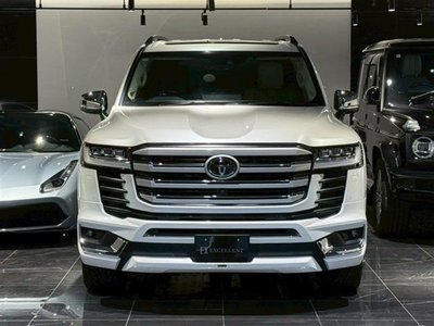 TOYOTA LAND CRUISER 300 - 9