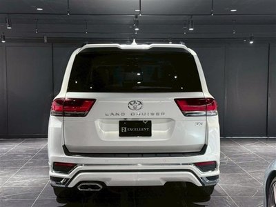 TOYOTA LAND CRUISER 300 - 10