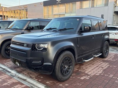 LAND ROVER DEFENDER - 1