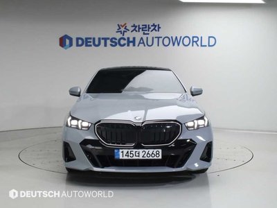 BMW 5 SERIES - 2