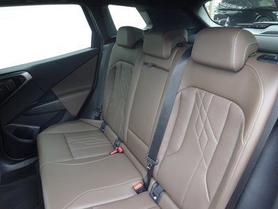 2025 BMW X3 — миниатюра 19