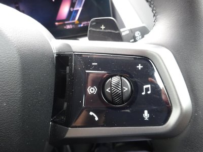 2025 BMW X3 — миниатюра 35