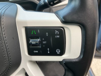 LAND ROVER DEFENDER - 6