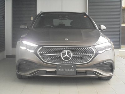 صورة 2 لـ 2025 Mercedes-BENZ E-CLASS