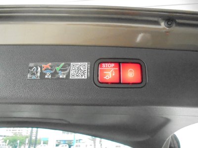 صورة مصغرة 11 لـ 2025 Mercedes-BENZ E-CLASS