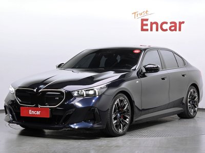 صورة 1 لـ 2023 BMW I5