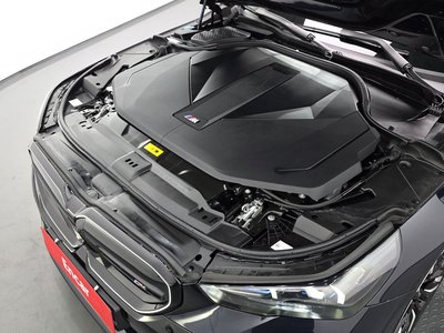 صورة 7 لـ 2023 BMW I5
