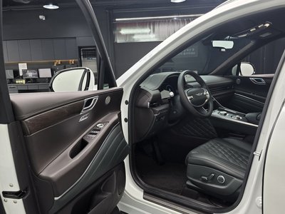 صورة مصغرة 13 لـ 2023 Genesis GV80