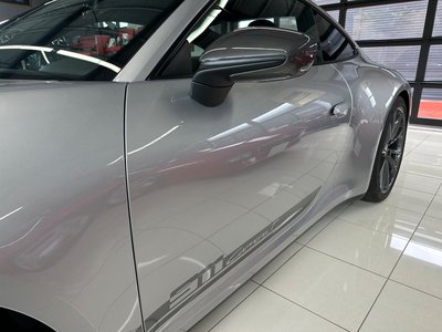PORSCHE 911 - 9