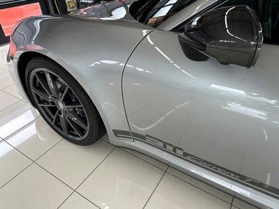 PORSCHE 911 - 10