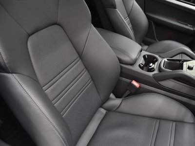 2023 Porsche CAYENNE — миниатюра 11