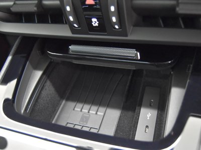 2023 Porsche CAYENNE — миниатюра 22