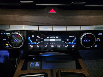 GENESIS G80 (RG3) - 9