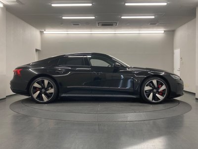 2021 AUDI E-TRON GT QUATTRO — фото 6