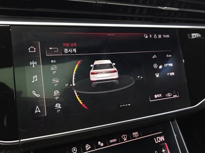2021 AUDI RS Q8 thumbnail 17