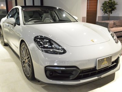 PORSCHE PANAMERA - 2