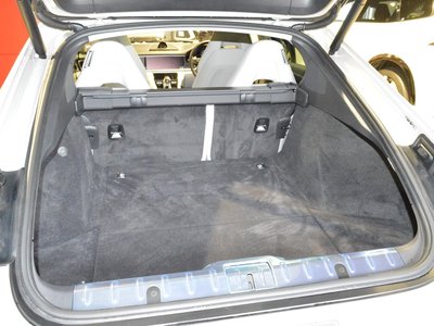 PORSCHE PANAMERA - 8