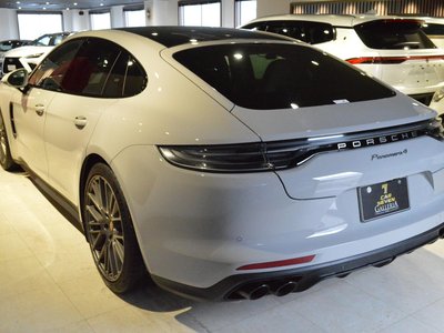 PORSCHE PANAMERA - 6